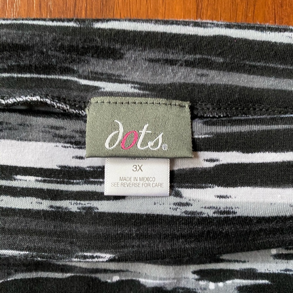 Dots Tribal mini skirt adjustable waist band! - Picture 2 of 2